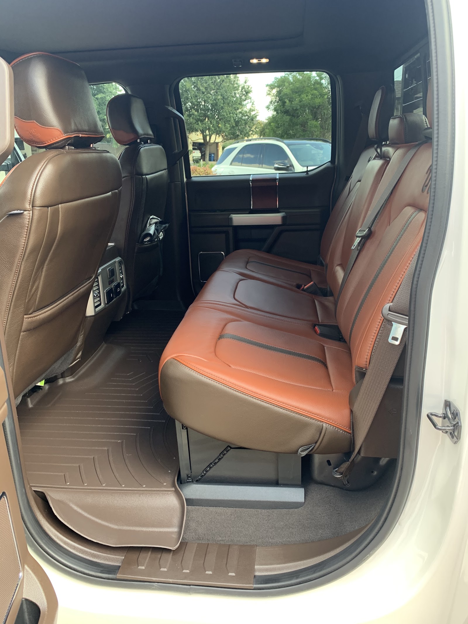 Full Detail - Universal City Sedan